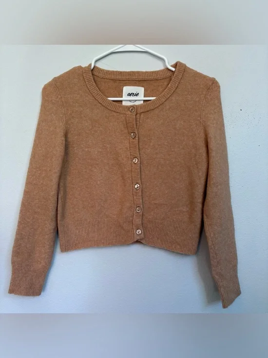 NWT aerie Cropped Button-Up Cardigan Sweater Size Small - Picture 2 of 9